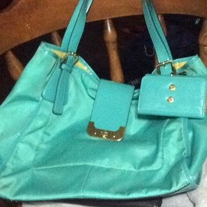 3 items here.. I’m only selling 2. heck of a deal